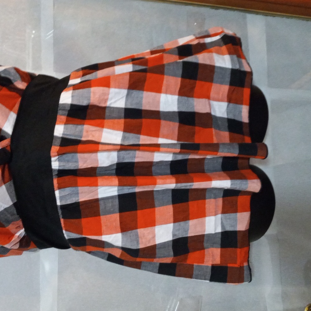 Celine halter top - Picture 3 of 8